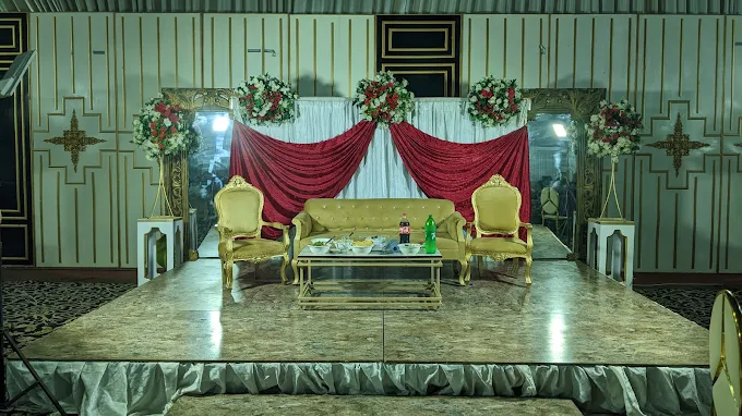 Lounge seating and crystal floral centrepieces